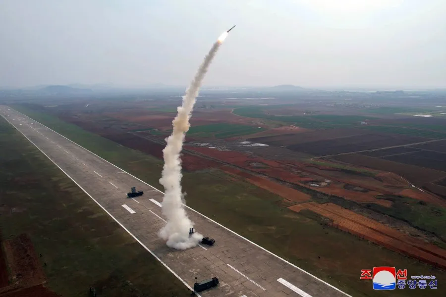 Северная Корея испытала новую зенитную ракету